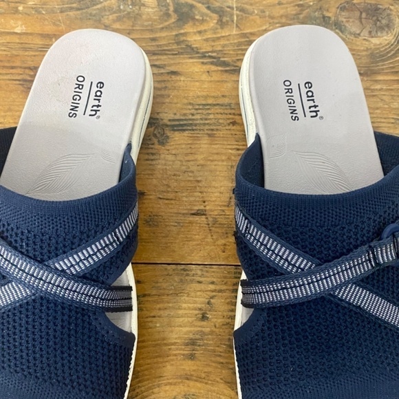Earth Origins Navy Saru Cassidy Slip On Comfort Walking Sandals Slides Size 7 - Picture 6 of 9